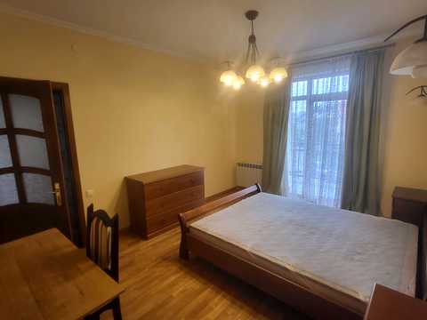будинок за адресою Поперечна вул., 28