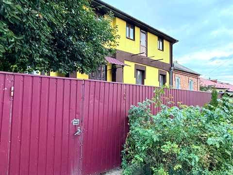 будинок за адресою Паневежиська вул. (Пугачова), 27