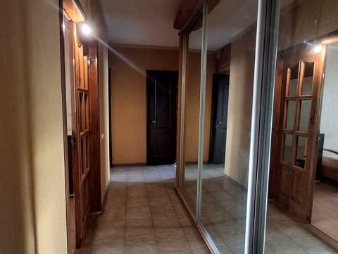 квартира за адресою Академіка Корольова вул., 44