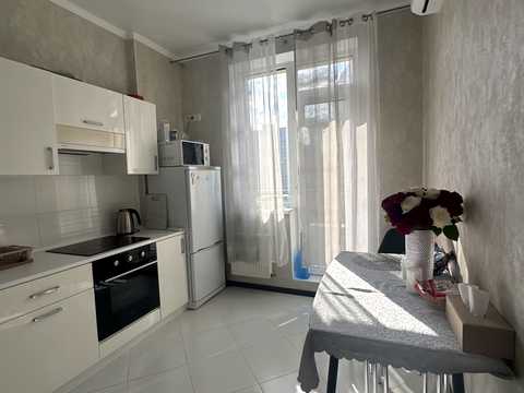квартира за адресою Перлинна вул., 3