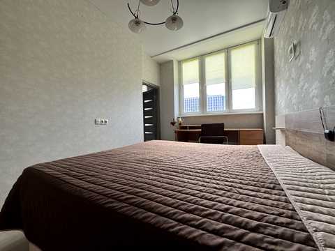 квартира за адресою Академіка Глушкова просп., 9-В