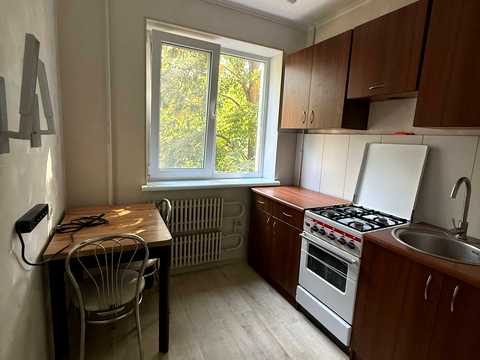 квартира по адресу Гвардейцев-Широнинцев ул., 50в