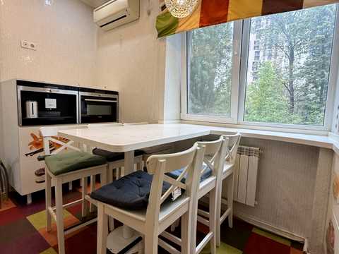 квартира за адресою Митрополита Василя Липківського вул. (Урицького), 40