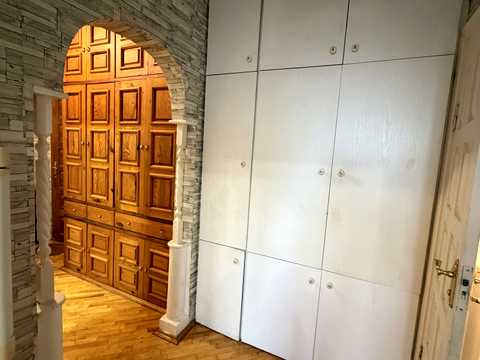 квартира за адресою Ялтинська вул., 15
