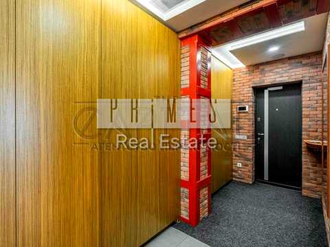 комерційна за адресою Почайнинська вул., 70