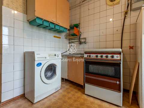 квартира за адресою Будівельників вул., 12