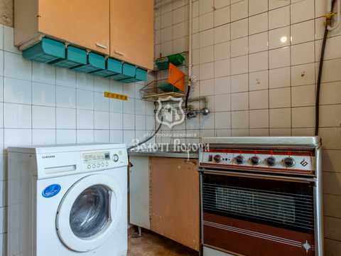 квартира за адресою Будівельників вул., 12