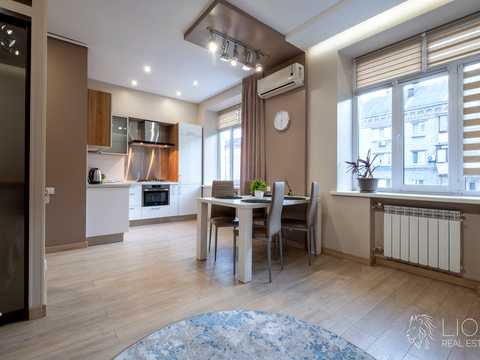 квартира за адресою Турівська вул., 32