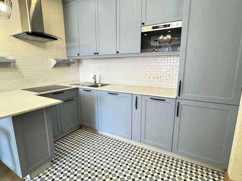 квартира за адресою Зарічна вул., 4к1