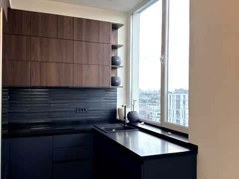 квартира за адресою Салютна вул., 2к3