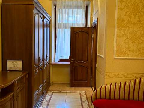 квартира по адресу Крушельницкой ул., 3