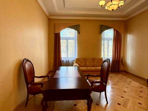 квартира по адресу Крушельницкой ул., 3