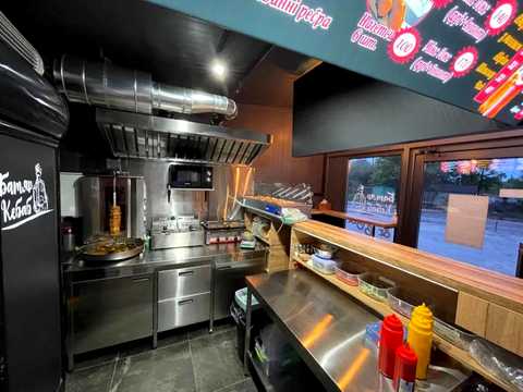 коммерческая по адресу Трускавецкая ул., 2