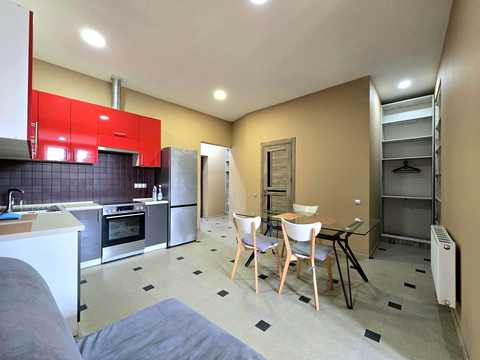 квартира за адресою Ромашкова вул., 10