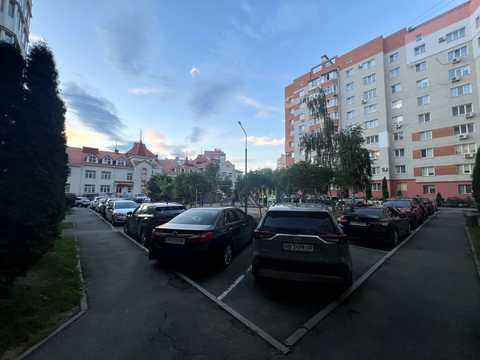 коммерческая по адресу Свободы бульв., 1