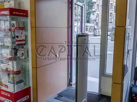 коммерческая по адресу Саксаганского ул., 102