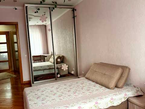 квартира за адресою Київ, Василя Тютюнника вул. (Анрі Барбюса), 58/1