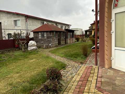 комерційна за адресою стрийська, 36а