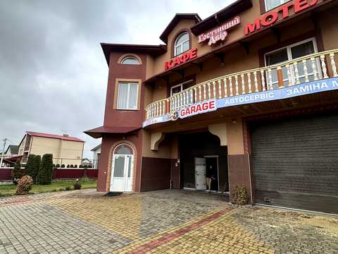 комерційна за адресою стрийська, 36а