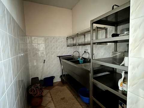 комерційна за адресою стрийська, 36а