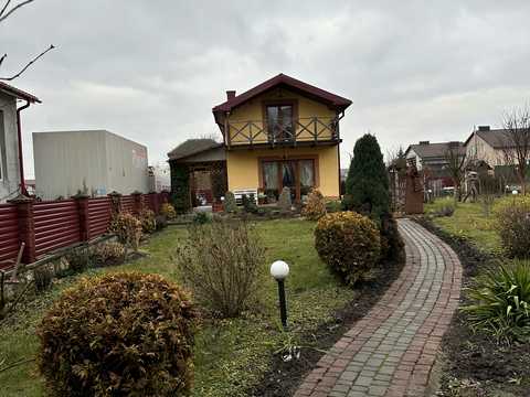 комерційна за адресою стрийська, 36а