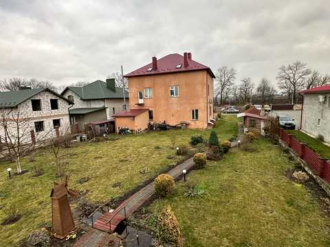 комерційна за адресою стрийська, 36а