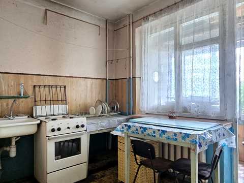 квартира за адресою Морозна вул., 27