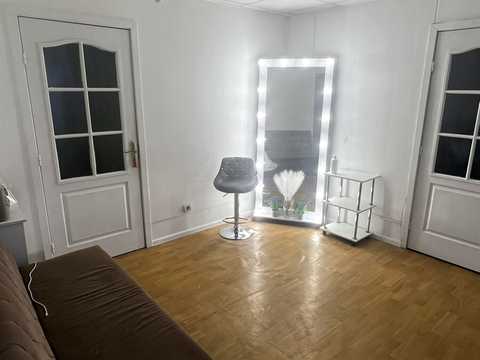 комерційна за адресою Дніпро, Олександра Поля просп. (Кірова), 1/9