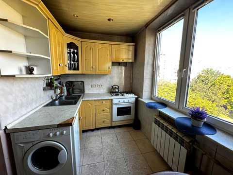 квартира за адресою Астрономічна вул., 44б