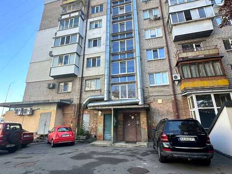 квартира за адресою Набережно-Хрещатицька вул., 11