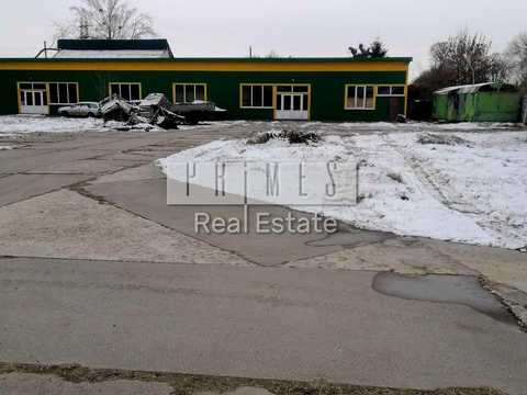 комерційна за адресою Центральна, 1