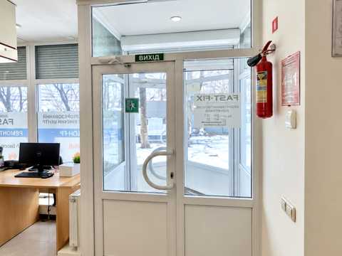 комерційна за адресою Київ, Науки просп., 10