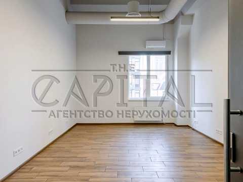 комерційна за адресою Князів Острозьких вул. (Московська), 23
