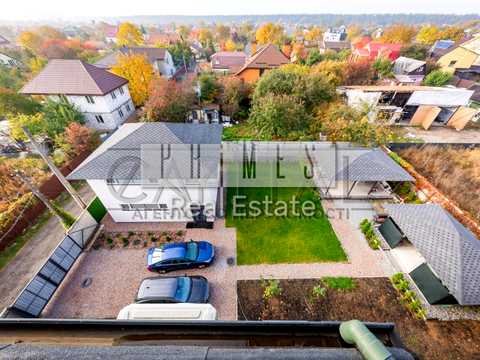 комерційна за адресою Газопровідна вул., 4