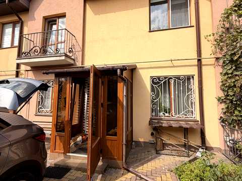 будинок за адресою Хмельницький, Героя України Дмитра Крамара вул., 1-С