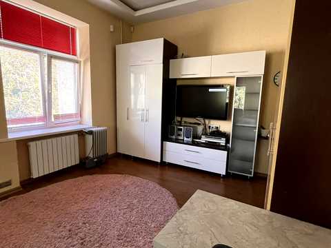 квартира за адресою Євгена Коновальця вул. (Щорса), 23