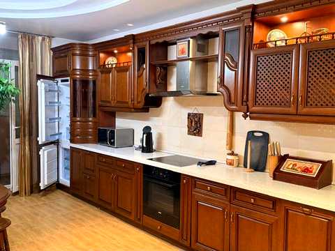 квартира за адресою Верховинна вул., 37