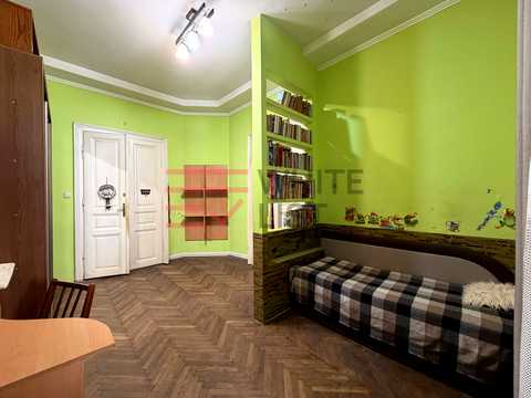 квартира за адресою Леоніда Каденюка вул. (Чкалова), 2