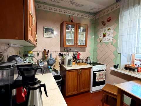 квартира за адресою Ревуцького вул., 44