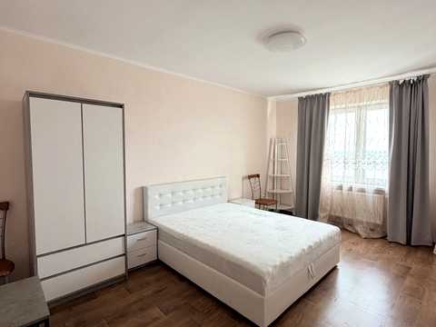 квартира за адресою Ревуцького вул., 54