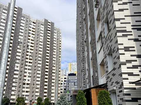 квартира по адресу Ревуцкого ул., 54