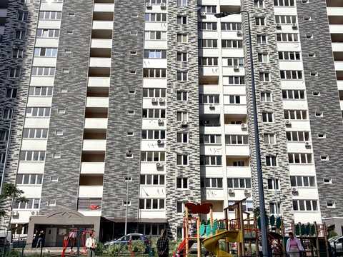 квартира по адресу Ревуцкого ул., 54