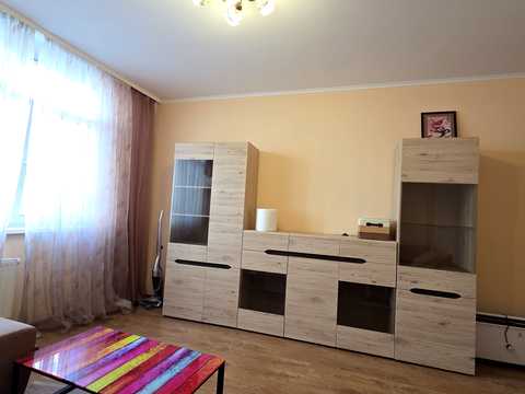 квартира по адресу Сім'ї Кульженків ул. (Петра Дегтяренка), 35