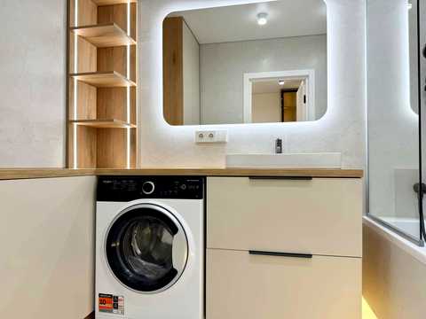 квартира за адресою Романа Левицького вул., 4