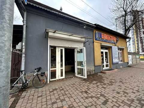 комерційна за адресою Івано-Франківськ, Незалежності вул., 225