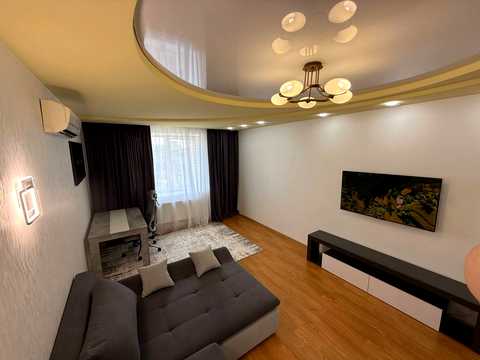 квартира за адресою Братів Горобців вул. (Дмитра Кедріна), 53-А