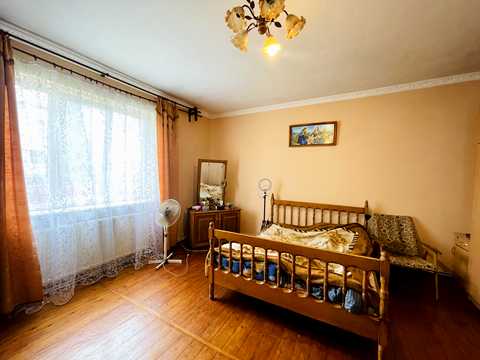 дом по адресу Романа Шухевича ул.