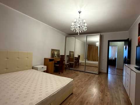 квартира за адресою Бориспільська вул., 6