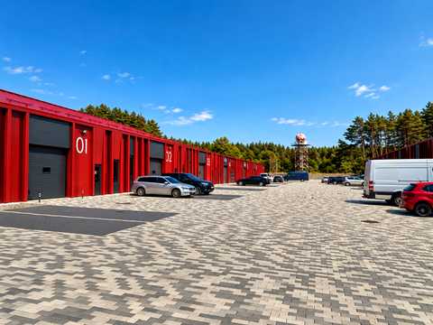 коммерческая по адресу Яворівська, 48