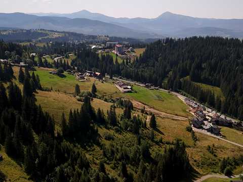 участок по адресу Урочище Горішків